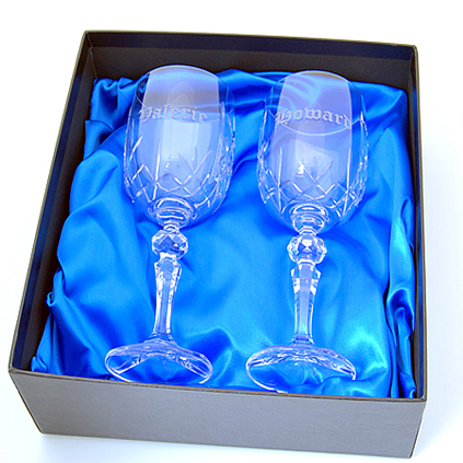 wine glasses engraved with old english font