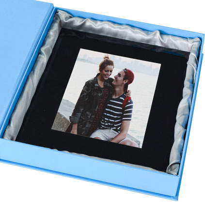 Personalised Love You To The Moon And Back Black Glass Frame