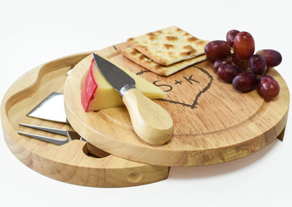 Personalised Wooden Cheeseboard Set - Carved Love Heart
