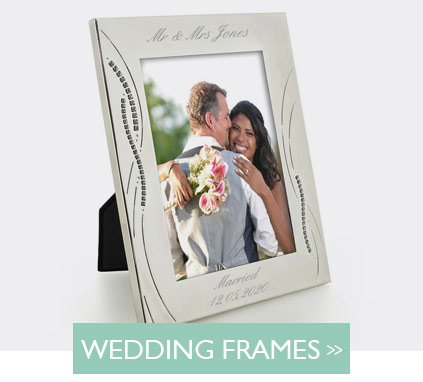 Weddings Gifts / 12 Awesome Unique Wedding Gift Ideas For Any Budget Original Wedding Gifts Diy Wedding Gifts Best Wedding Gifts / (including diy gifts, honeymoon experiences, subscription box services) #weddinggifts #weddinggiftsonabudget.