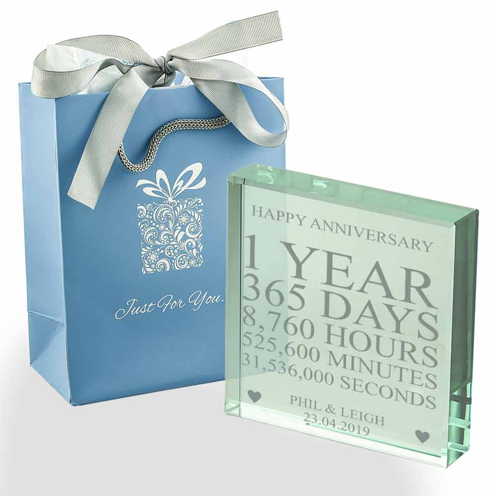 Personalised 1 Year Of Marriage Glass Token - Click Image to Close