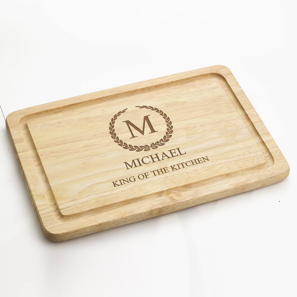 Personalised Wooden Chopping Board With Wreath Design - Click Image to Close