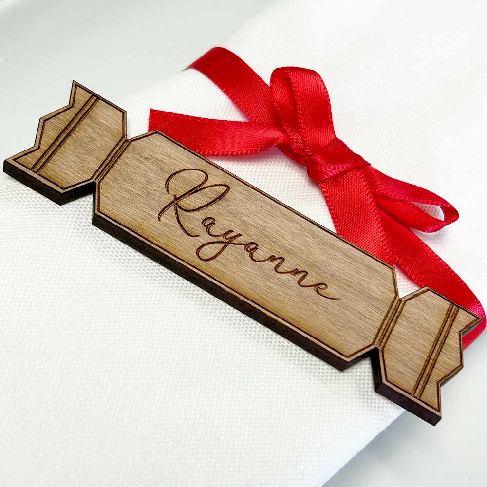 Personalised Christmas Cracker Wooden Place Name Table Decoration - Click Image to Close