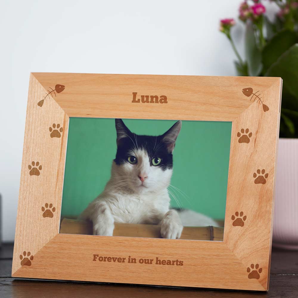 Cat Personalised Photo Frame [10613-SEMI] - £12.99 : Keep It Personal