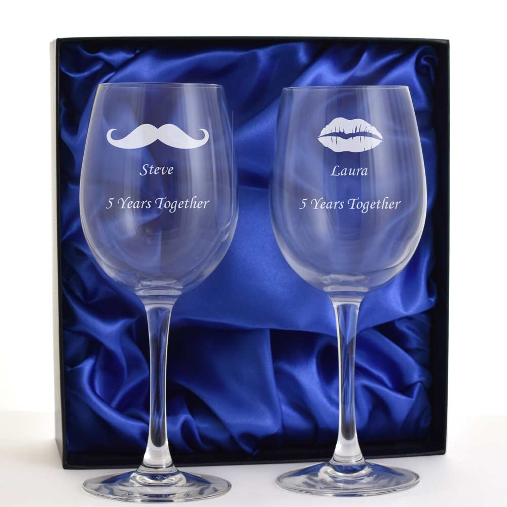 Moustache & Kisses Personalised Wine Set - Click Image to Close