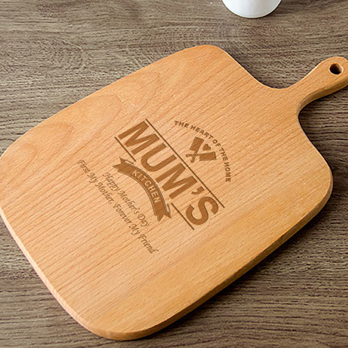 Personalised Handled Chopping Board - Mum\'s Kitchen