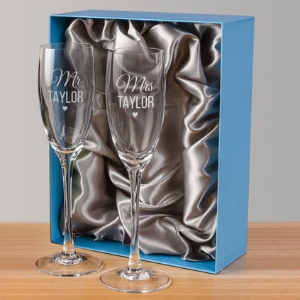 Mr & Mrs Personalised Champagne Flutes