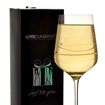 Personalised Wine Glass With Beautiful Swarovski Crystals